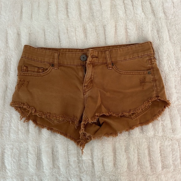 BDG Pants - BDG Brown Low Rise Dolphin Jean Shorts Size 25